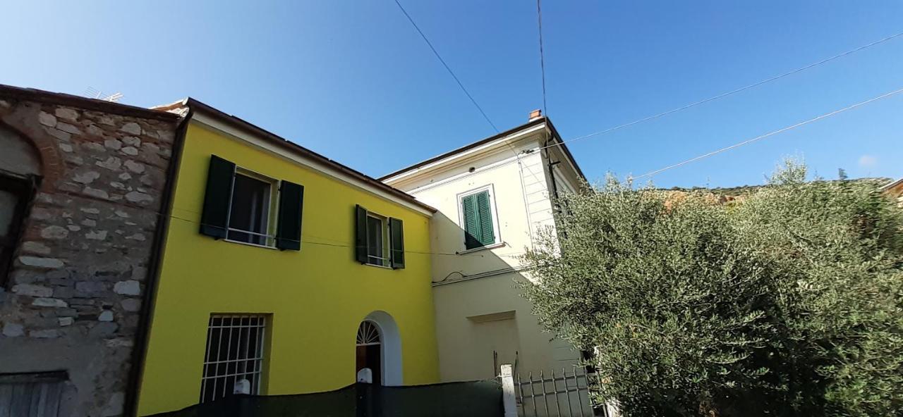 La Casa Gialla Del Ristoro Agricolo Vecchiano Buitenkant foto